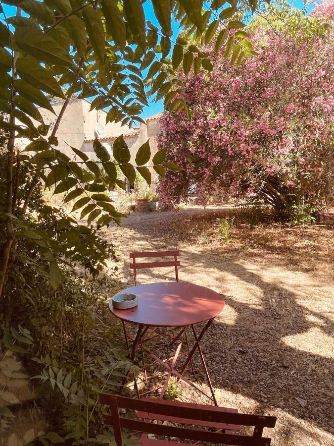 Très Belle rotonde déco Bohème, tennis, parking Nîmes Extérieur photo